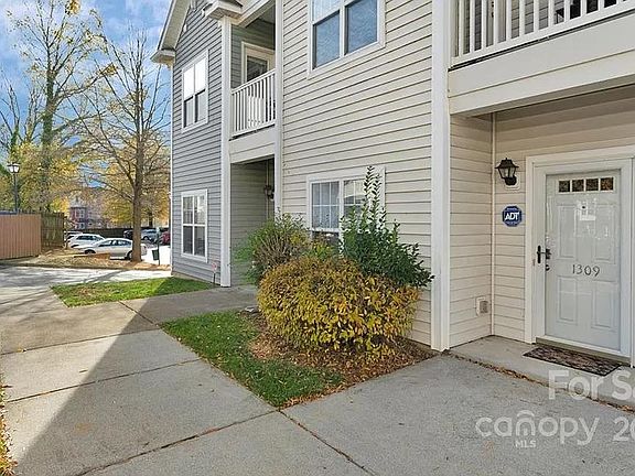 From the right side front. You can the front bedroom's walk out balcony on the 2nd floor.