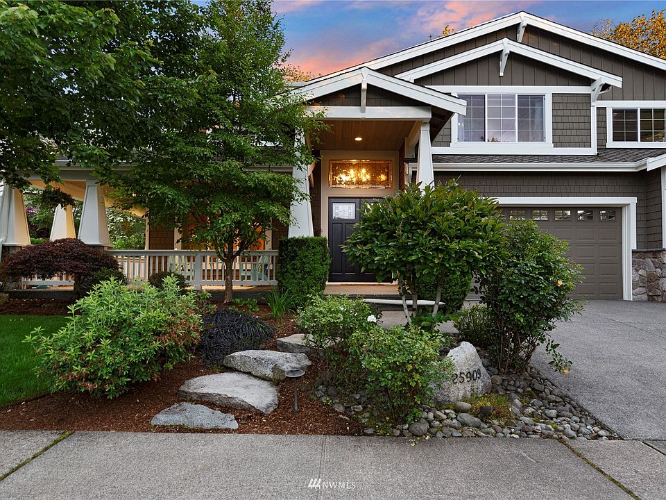 1st image of 25909 NE 1st Pl