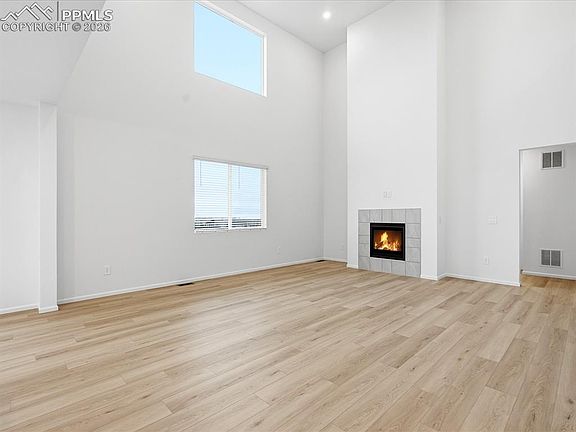 3rd image of 10773 Finsbury Ct