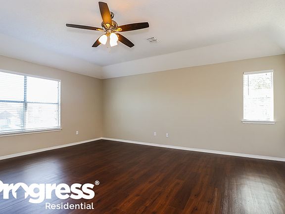 2nd image of 5069 Blanco Dr
