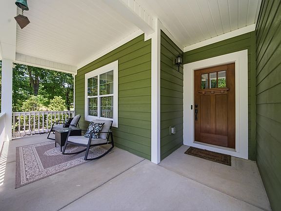 5th image of 1199 Retreat Way