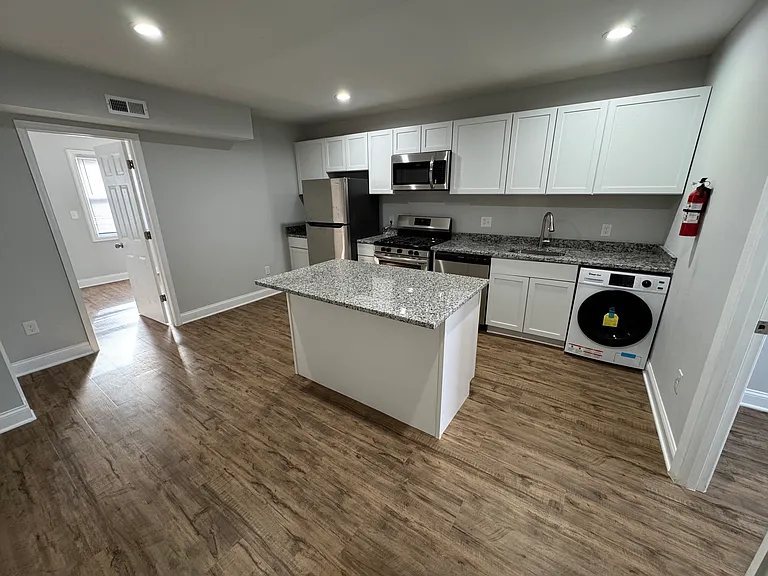Kitchen 2nd Floor Layout