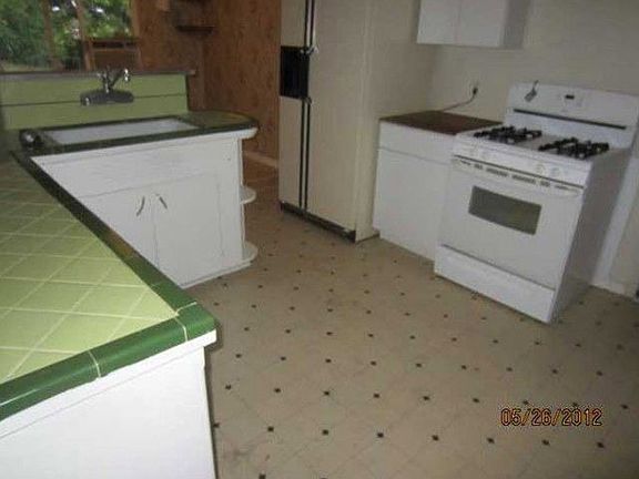 3rd image of 6248 Morazan St