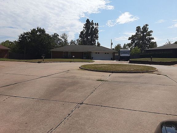 2nd image of 1623 S Celia Ln