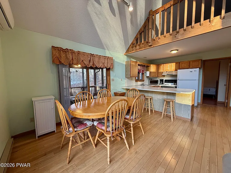 103 Laurel Rd — Photo 8