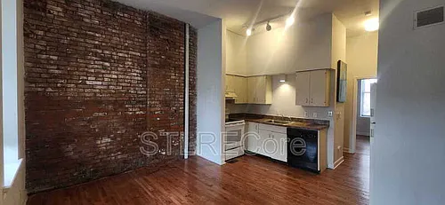 2415 S 10th St #A Photo 1