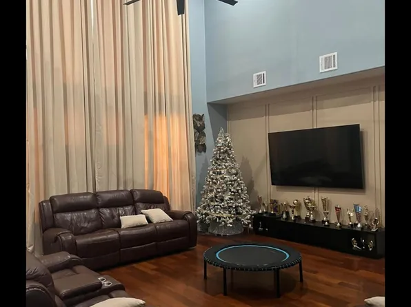 (undisclosed Address), Sugar Land, TX 77498