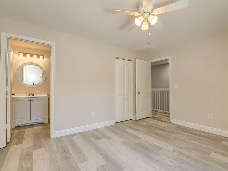446 Rainbow Springs Ter — Photo 10