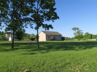 14807 Lakeshore Rd, Kent, NY 14477