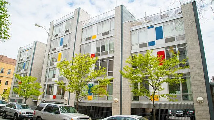 Rented by Bold New York | media 12