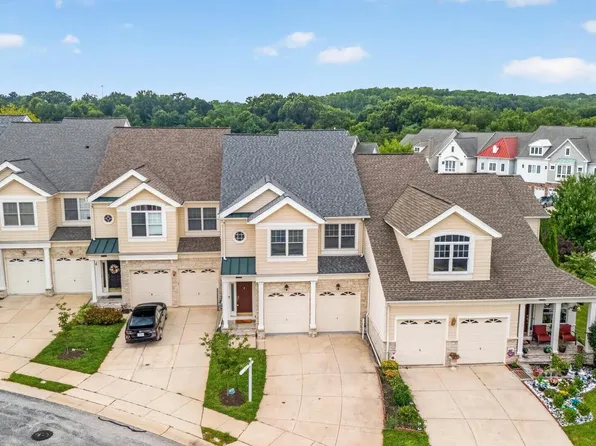 8702 Timber Oak Ln, Laurel, MD 20723