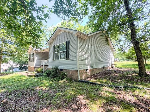 2nd image of 142 Keytown Rd