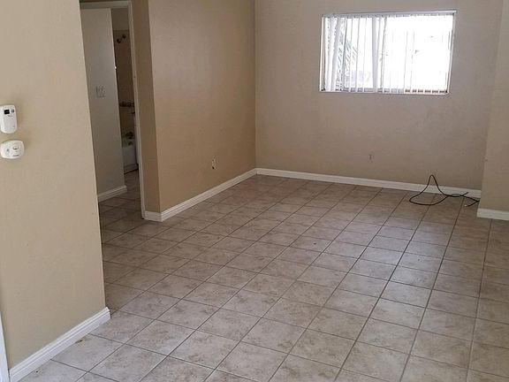3rd image of 240 S Anza St #O