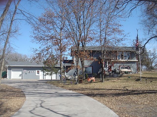 Driveway to garage and house