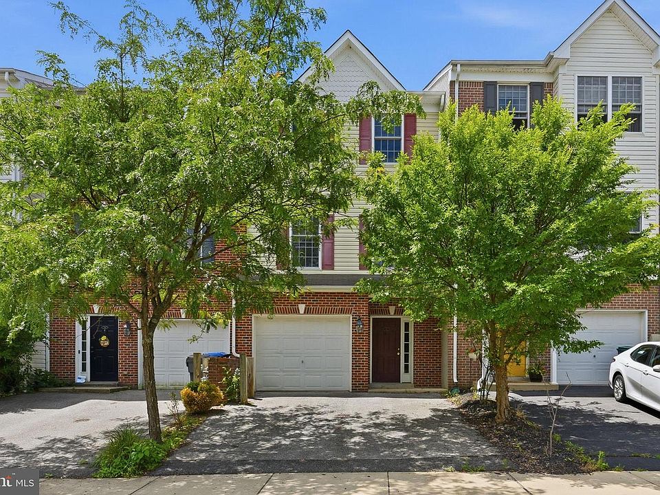 1st image of 152 Pumpkin Patch Ln
