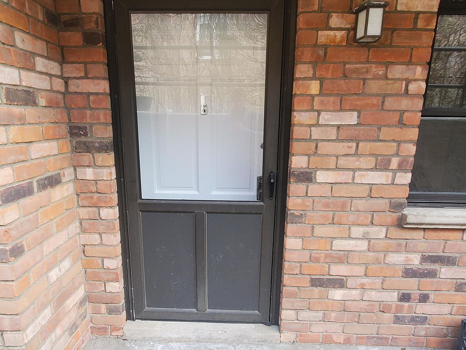 1st image of 82 Lincoln Ave