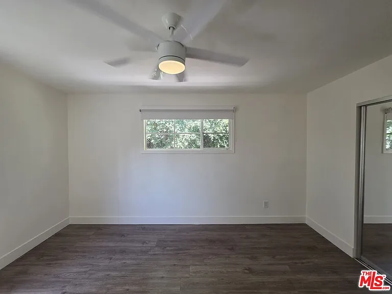 1635 S Beverly Glen Blvd #6 — Photo 52