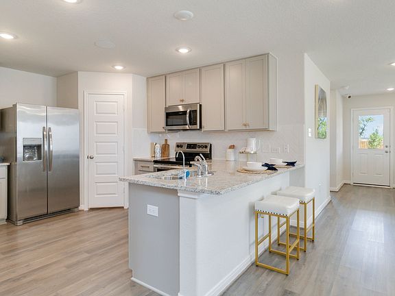 Applewhite Meadows Model - Vail - Kitchen