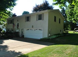 5303 W 50th St, Fairview, PA 16415