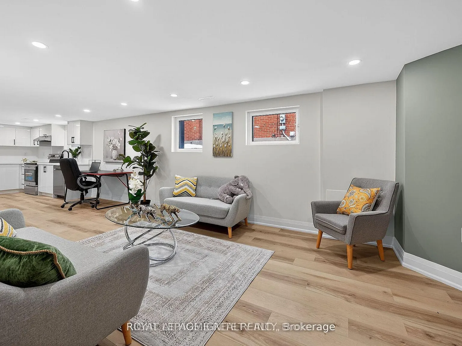 2 bed, $1,950 — Photo 4