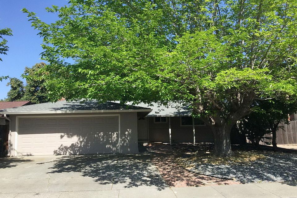 1st image of 112 Donner Dr