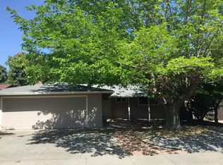 112 Donner Dr, Vacaville, CA 95687