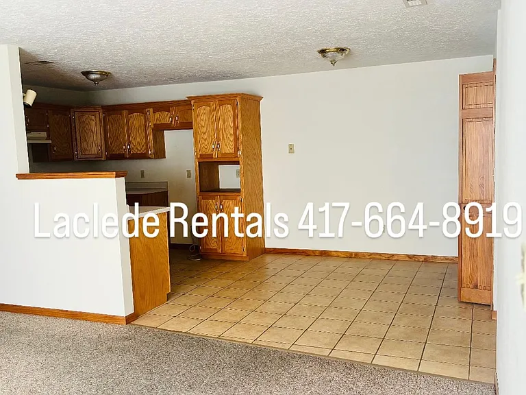 2067 Highland St — Photo 7