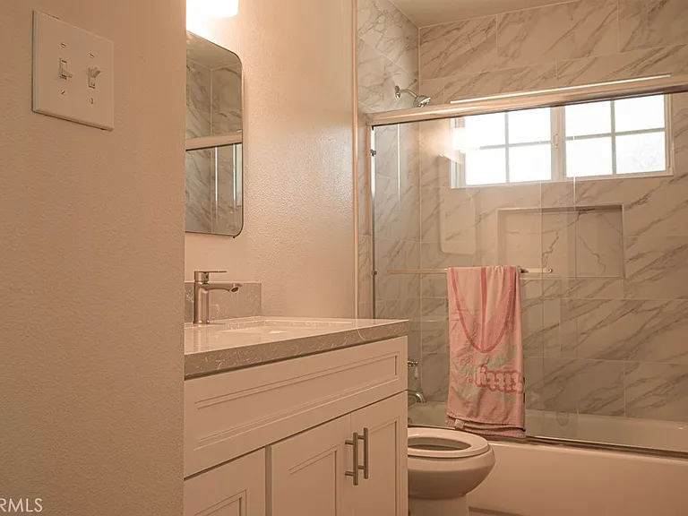 10740 Coloma St — Photo 19