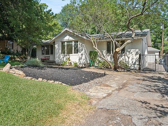 3rd image of 7233 Meadow Lake Ave
