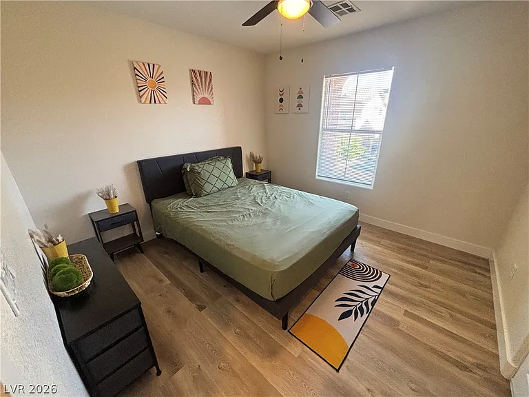 586 Brinkburn Point Ave — Photo 21