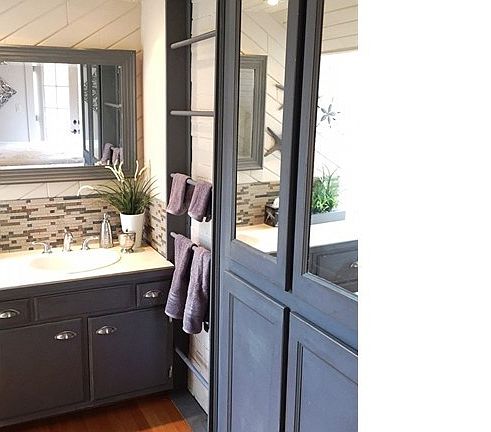 Beautifully remolded upstairs master bath.