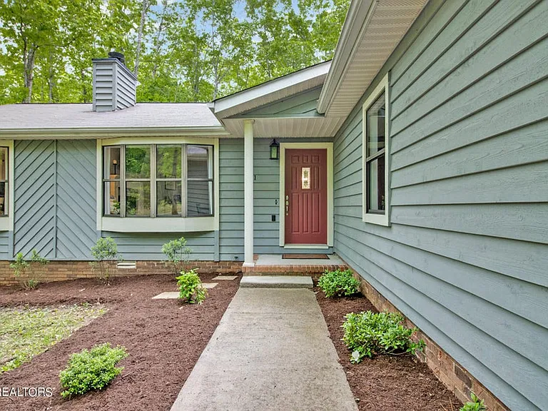 111 Devon Rd — Photo 8