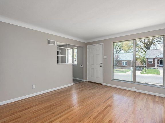 5th image of 8626 Brinker Ave