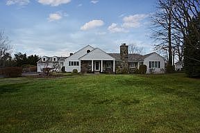1st image of 88 Country Club Dr