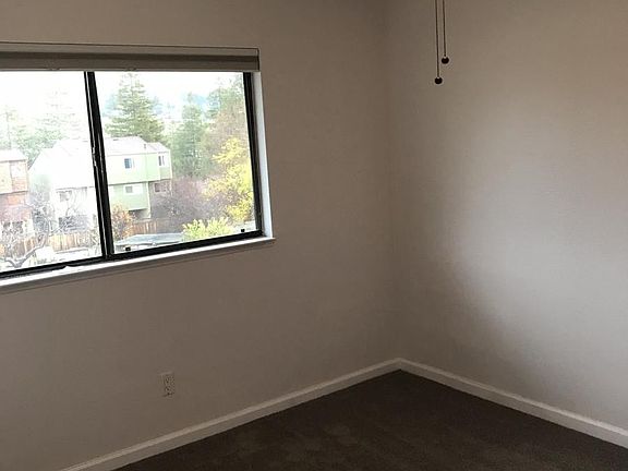 4th image of 29300 Dixon St APT 302