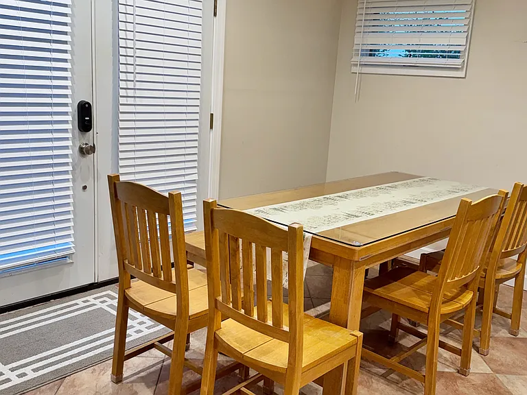 36 Amelia Ave — Photo 4