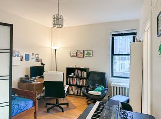 1111 Boylston St APT 27, Boston, MA 02215