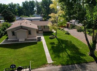 401 S 7th St, Basin, WY 82410