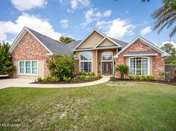 1713 Shelby Ln, Ocean Springs, MS 39564