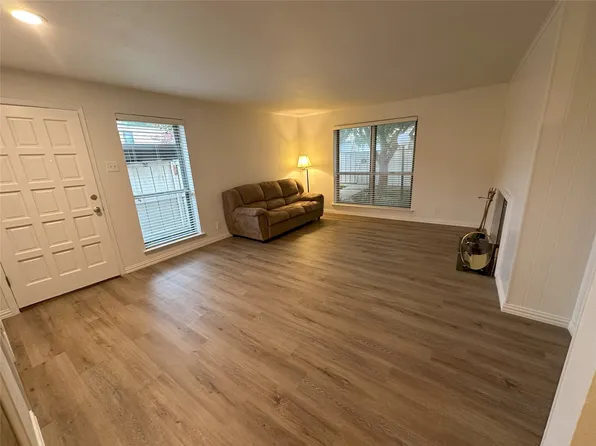 6036 Birchbrook Dr APT 127, Dallas, TX 75206