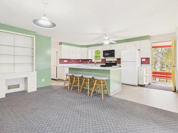 328 Cleveland Road, Saint Agatha, ME 04772