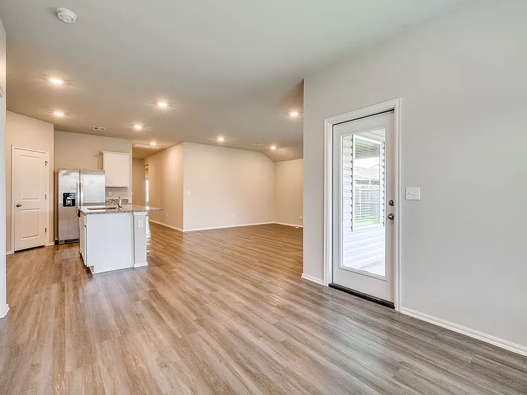 3102 Debbie Ln — Photo 39