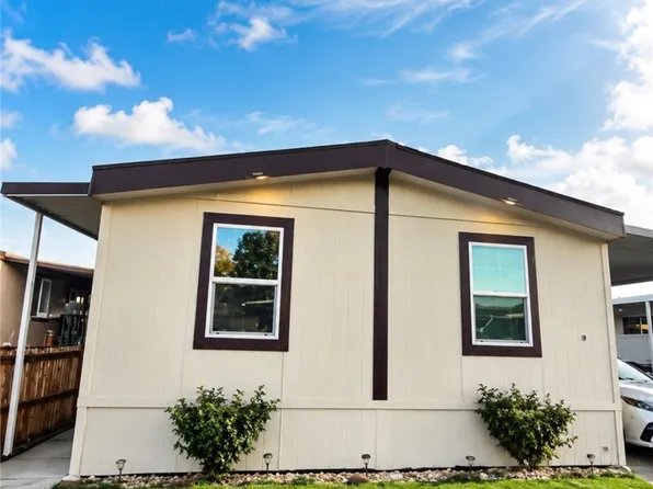 7908 Spc 9 Tokay Space 9, Fontana, CA 92336