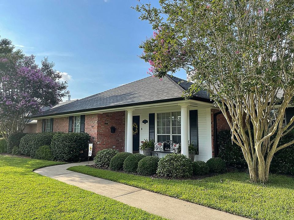 1st image of 2409 Karen Ln