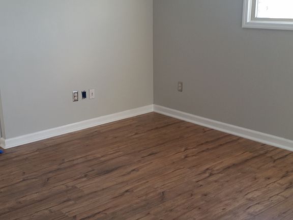 5th image of 315 Orchard Street # Upper Floor