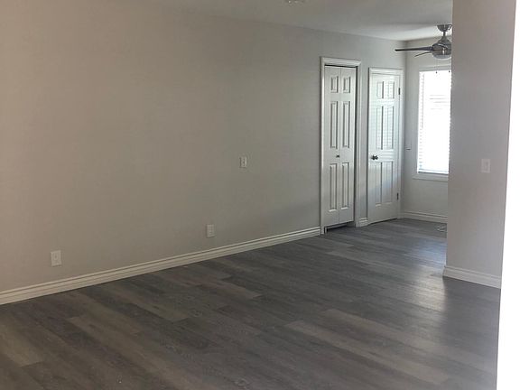 4th image of 11104 Aqua Vista St #30