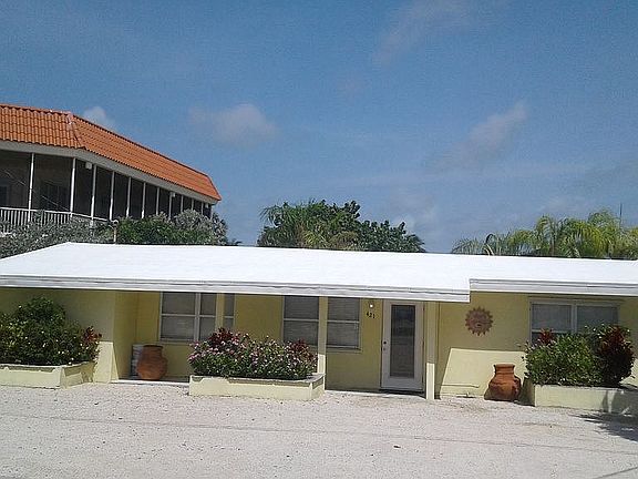 3rd image of 421 121st Gulf
