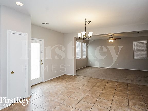 4th image of 5621 Lookout Crest St