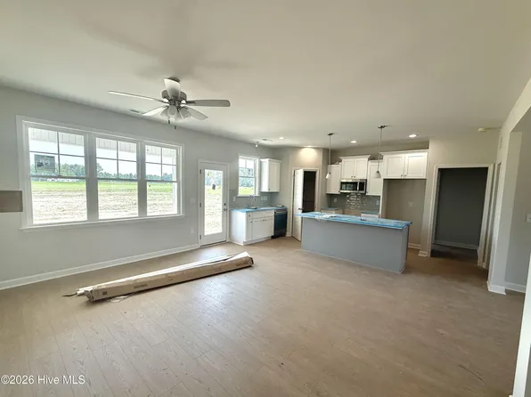 3050 Caroline Avenue, Pink Hill, NC 28572
