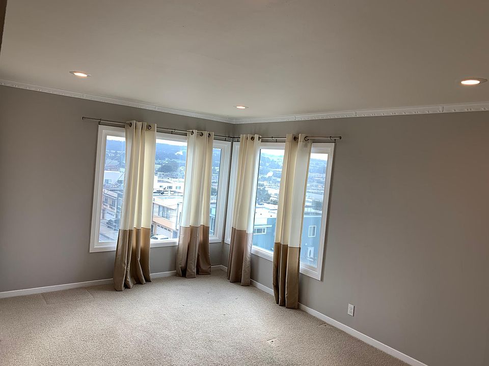 1st image of 101 E Moltke St #4